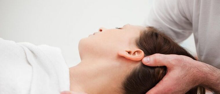 Pacientas, sergantis gimdos kaklelio osteochondroze